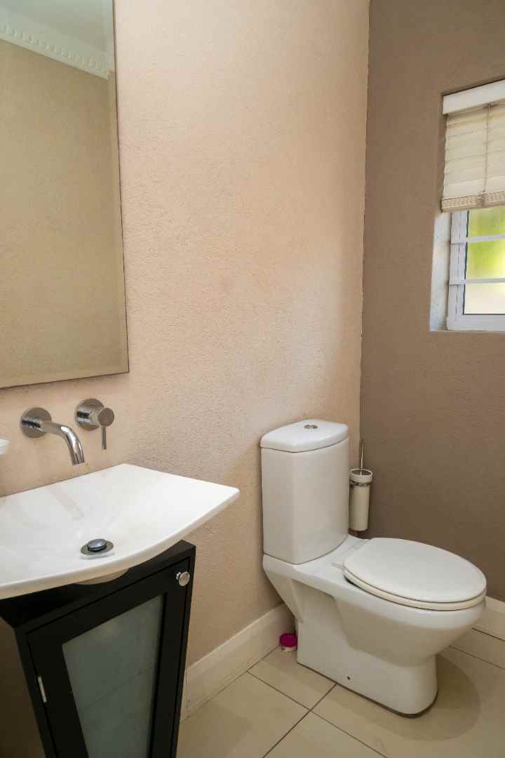 4 Bedroom Property for Sale in Humerail Eastern Cape